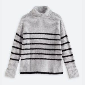 Snuggle-Ready in Style — Love Ellie Turtleneck Sweater